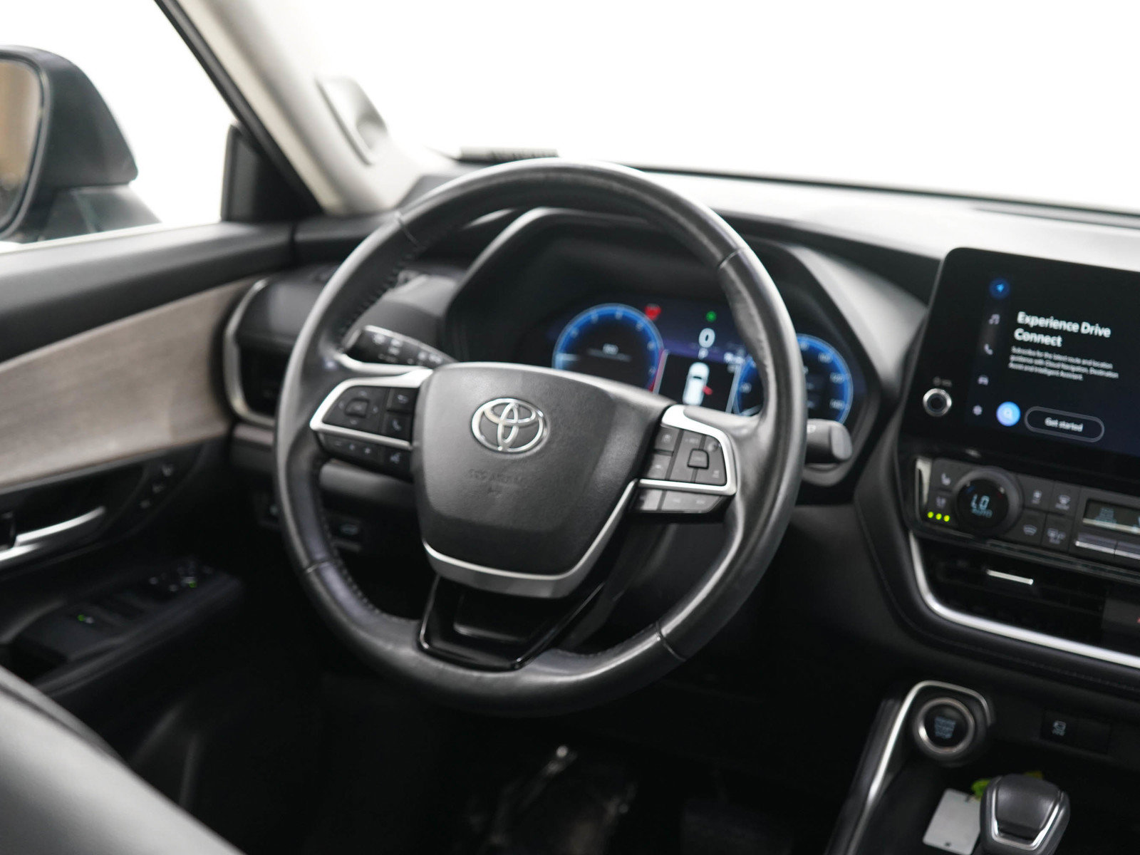 Used 2024 Toyota Grand Highlander AWD image 15