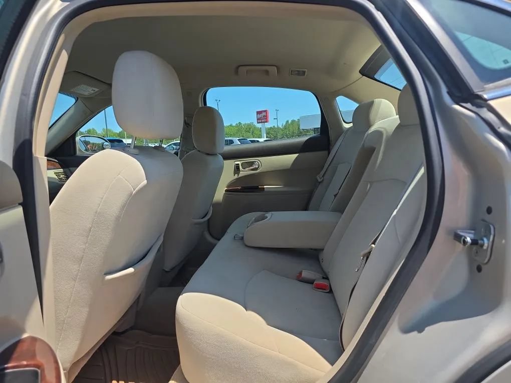 Used 2009 Buick LaCrosse CX FWD image 28