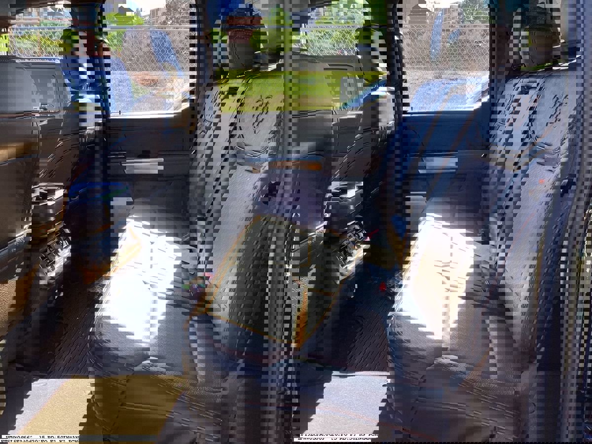 Used 2025 Ford F150 King Ranch w/ FX4 Off-Road Package AWD/4WD image 9