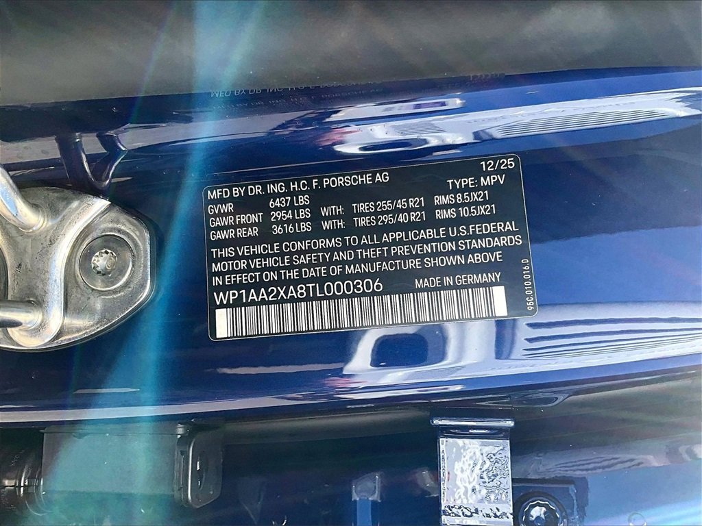 New 2026 Porsche Macan 4 Electric image 26