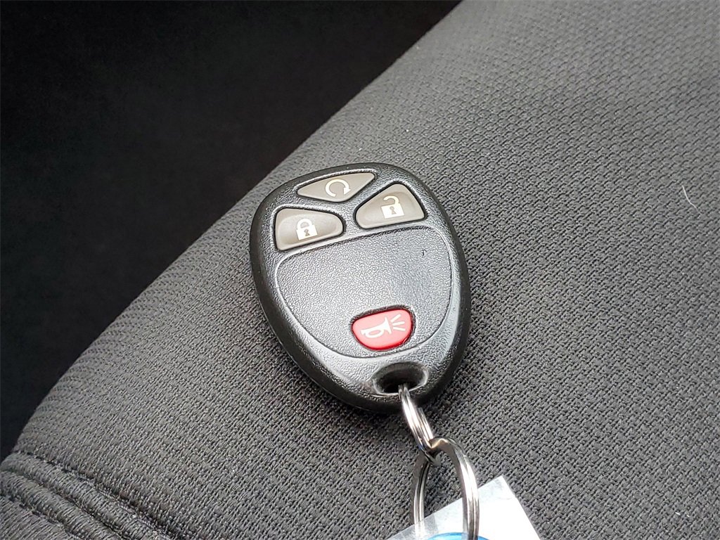 Used 2011 Chevrolet Traverse LT w/ Personal Connectivity Package image 27