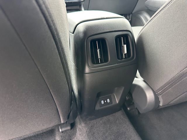 Used 2025 Hyundai Tucson SEL AWD/4WD image 21