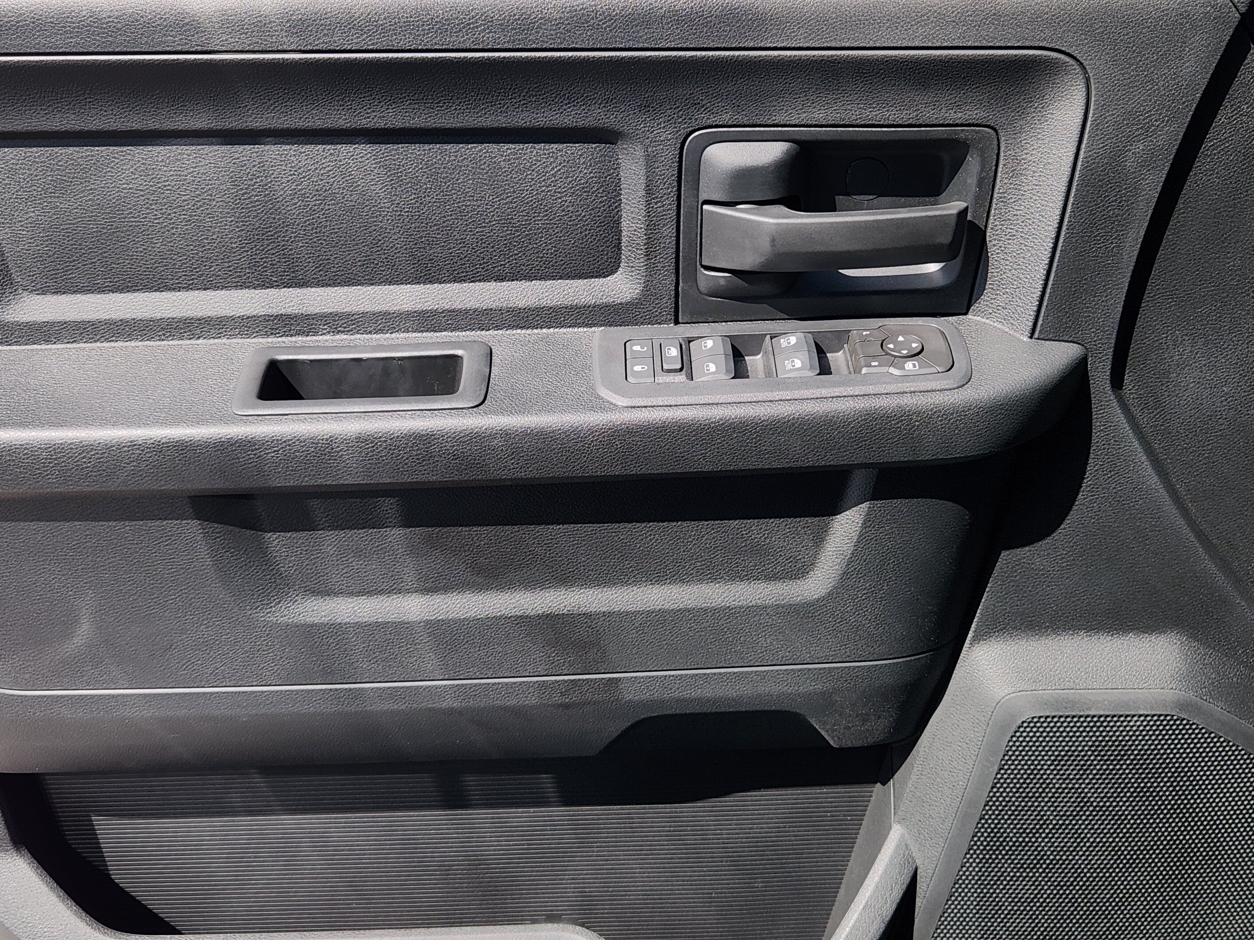 New 2026 RAM 3500 Tradesman AWD/4WD image 19