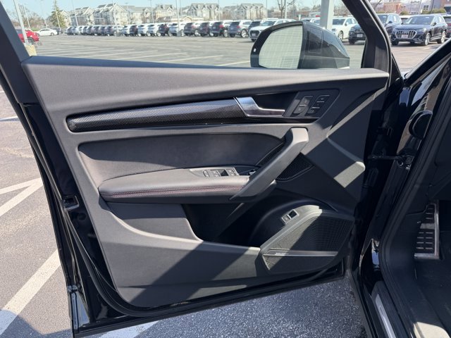 Used 2023 Audi SQ5 Premium Plus w/ Premium Plus Package image 5