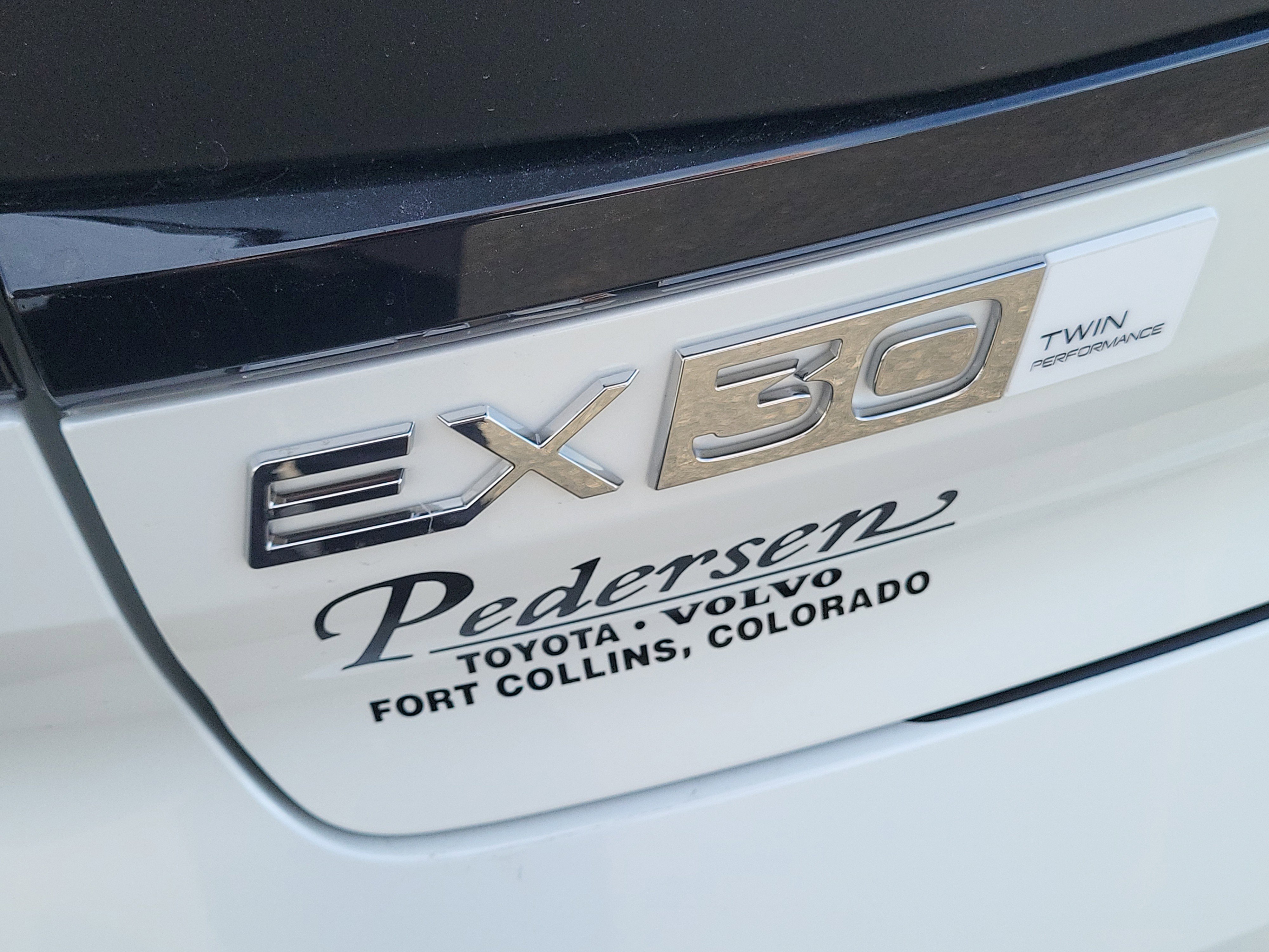 New 2026 Volvo EX30 Cross Country Ultra w/ Protection Package Premier image 8