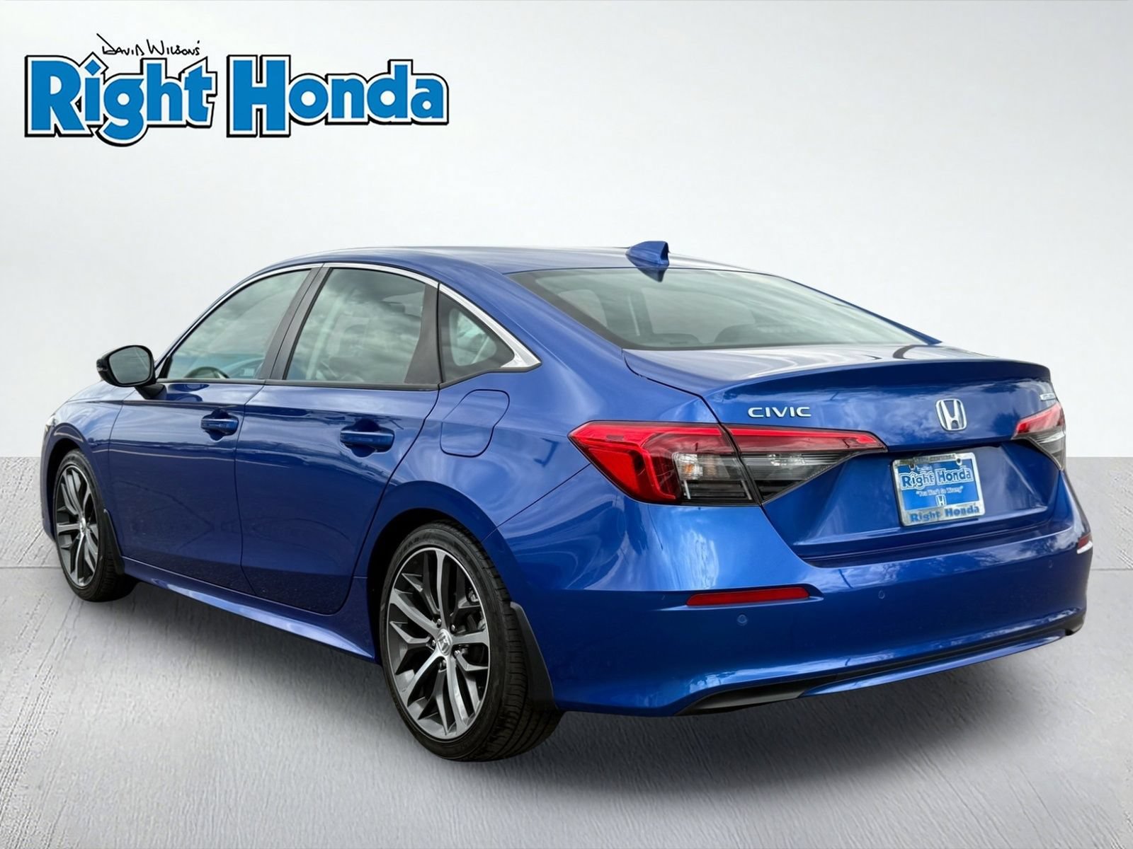 Certified 2024 Honda Civic Touring image 5