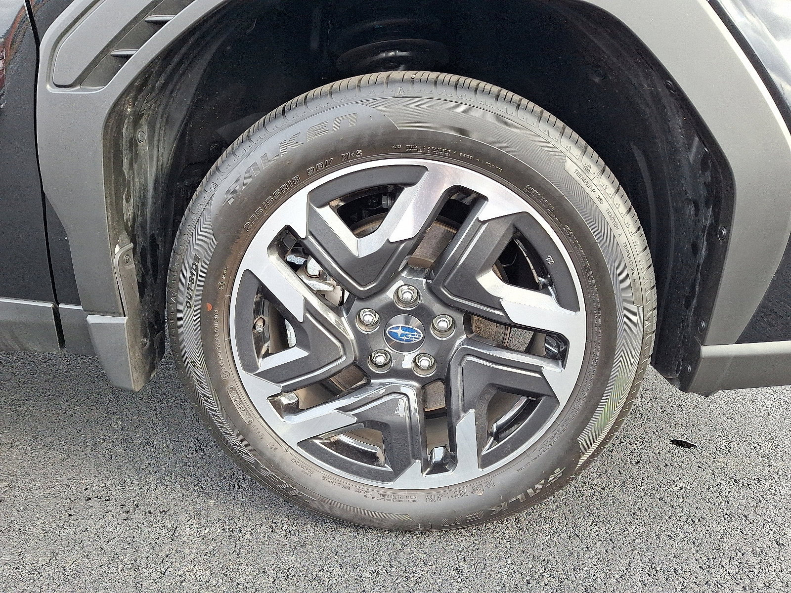 Certified 2025 Subaru Forester Limited image 8