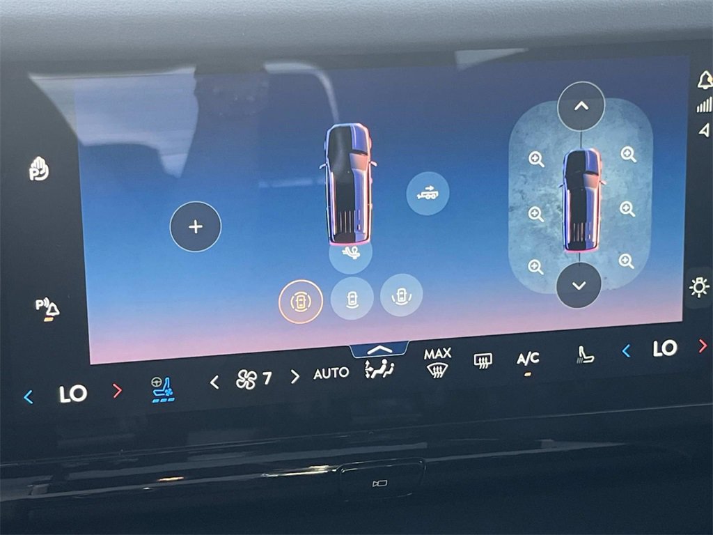 New 2025 Lincoln Navigator Reserve w/ Jet Appearance Package image 25