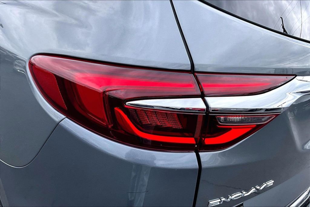 Used 2020 Buick Enclave Essence FWD image 31