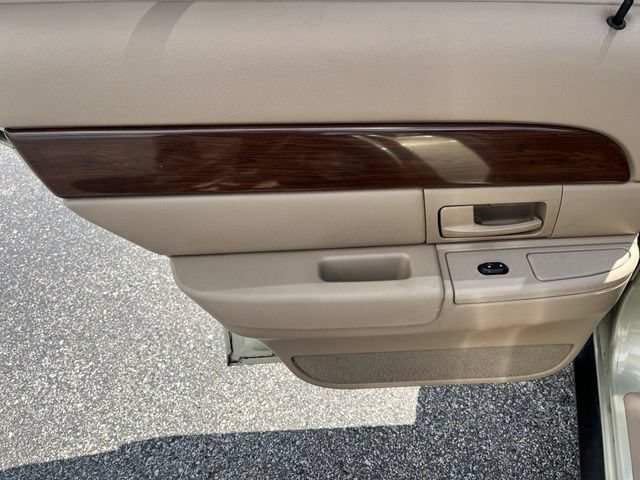 Used 2004 Mercury Grand Marquis LS RWD image 6