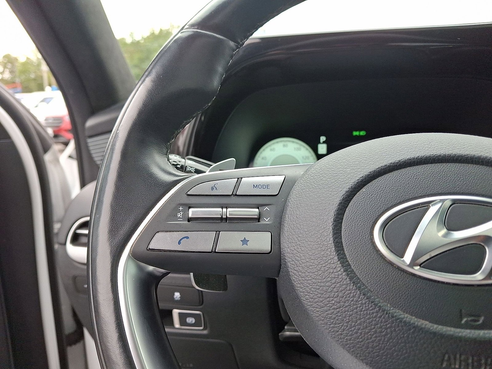 Used 2023 Hyundai Palisade Calligraphy image 23