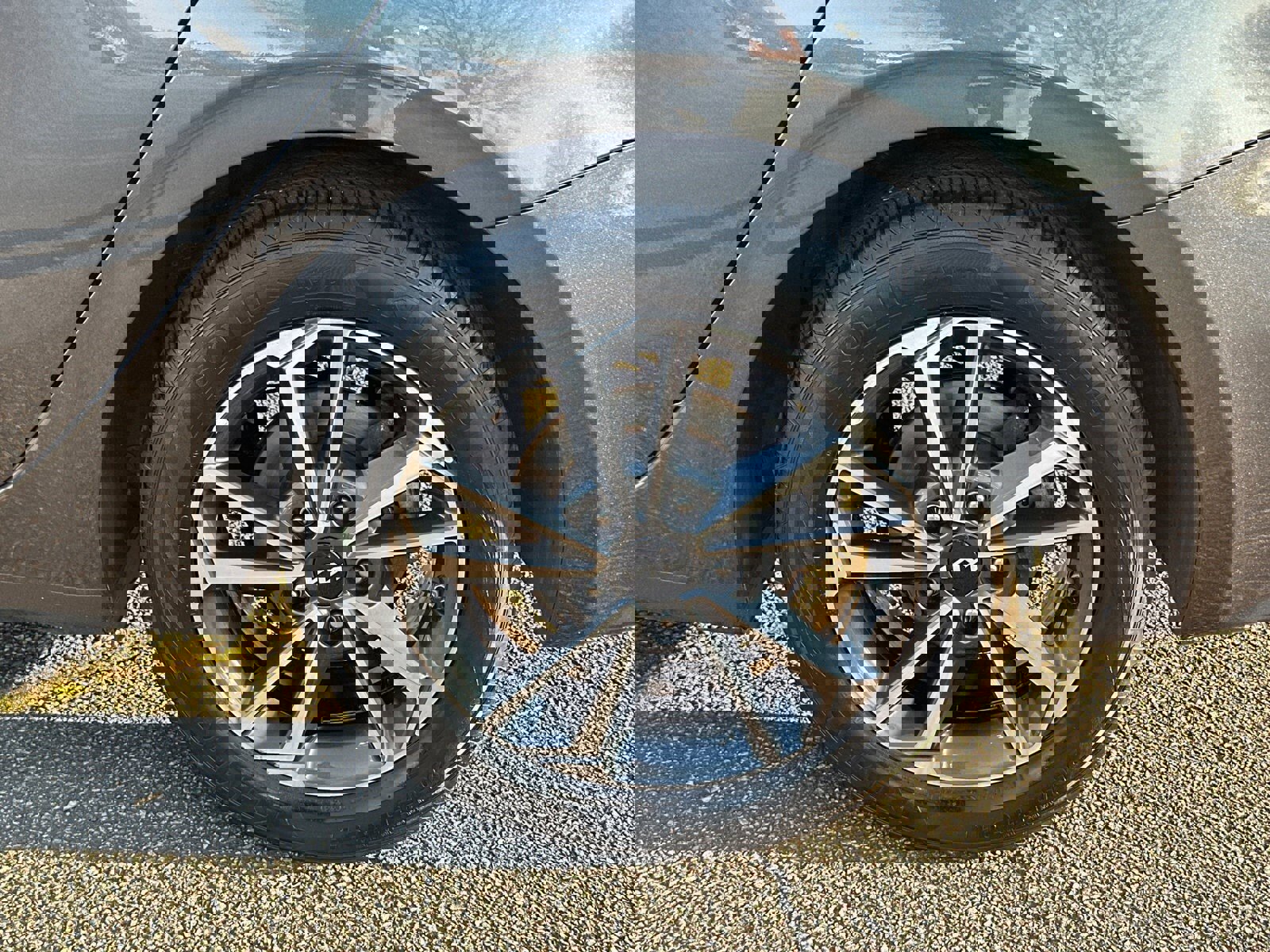 Used 2023 Kia Forte LXS image 19