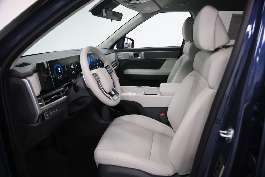 New 2027 Hyundai Santa Fe SEL AWD/4WD image 17