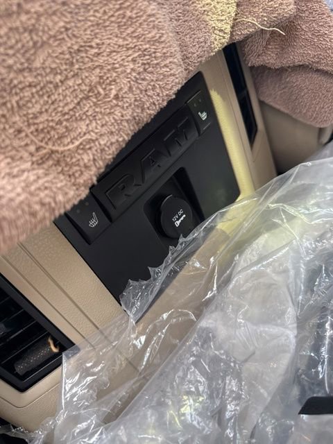 Used 2014 RAM 2500 Laramie w/ HD Snow Plow Prep Group image 22