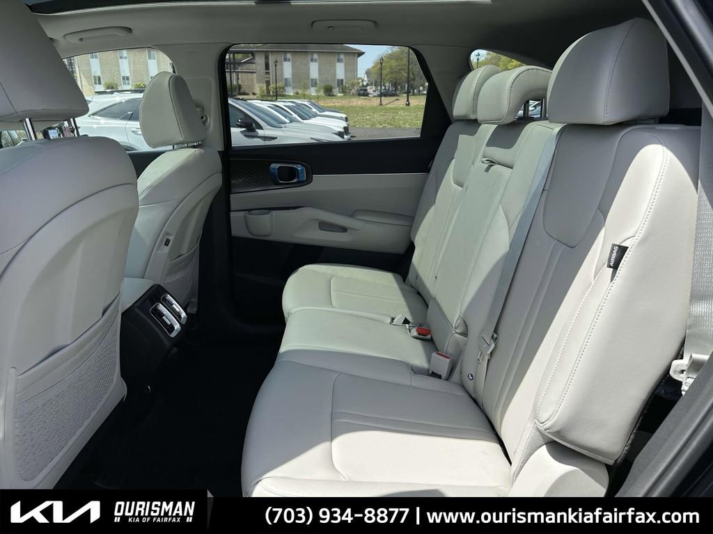 New 2025 Kia Sorento S w/ Panoramic Sunroof Package image 29