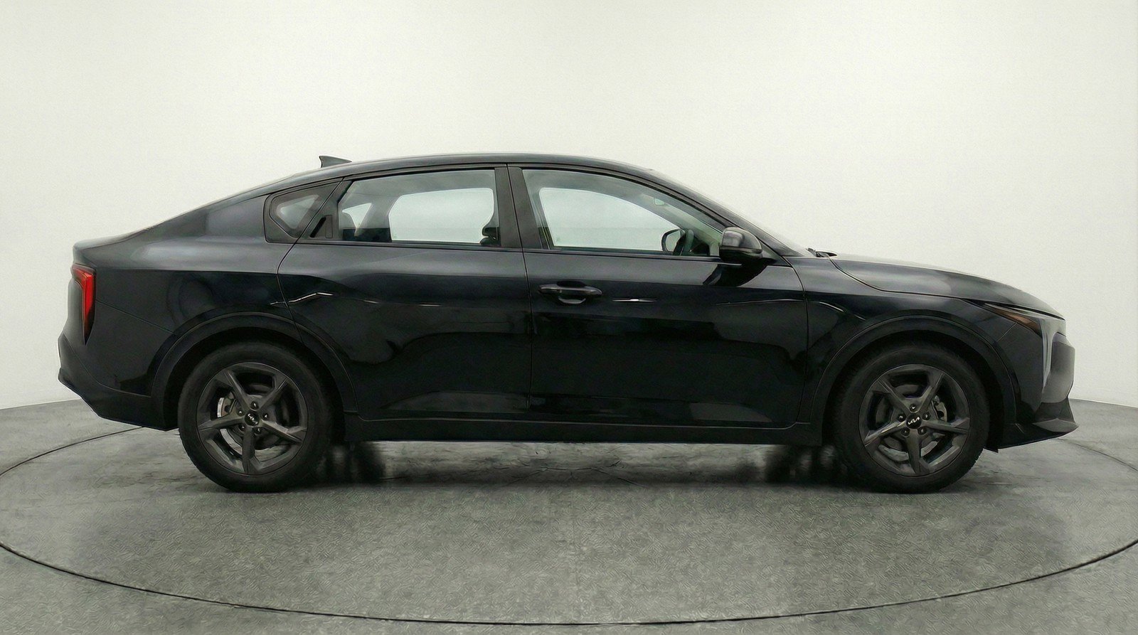 Used 2025 Kia K4 LXS FWD image 11