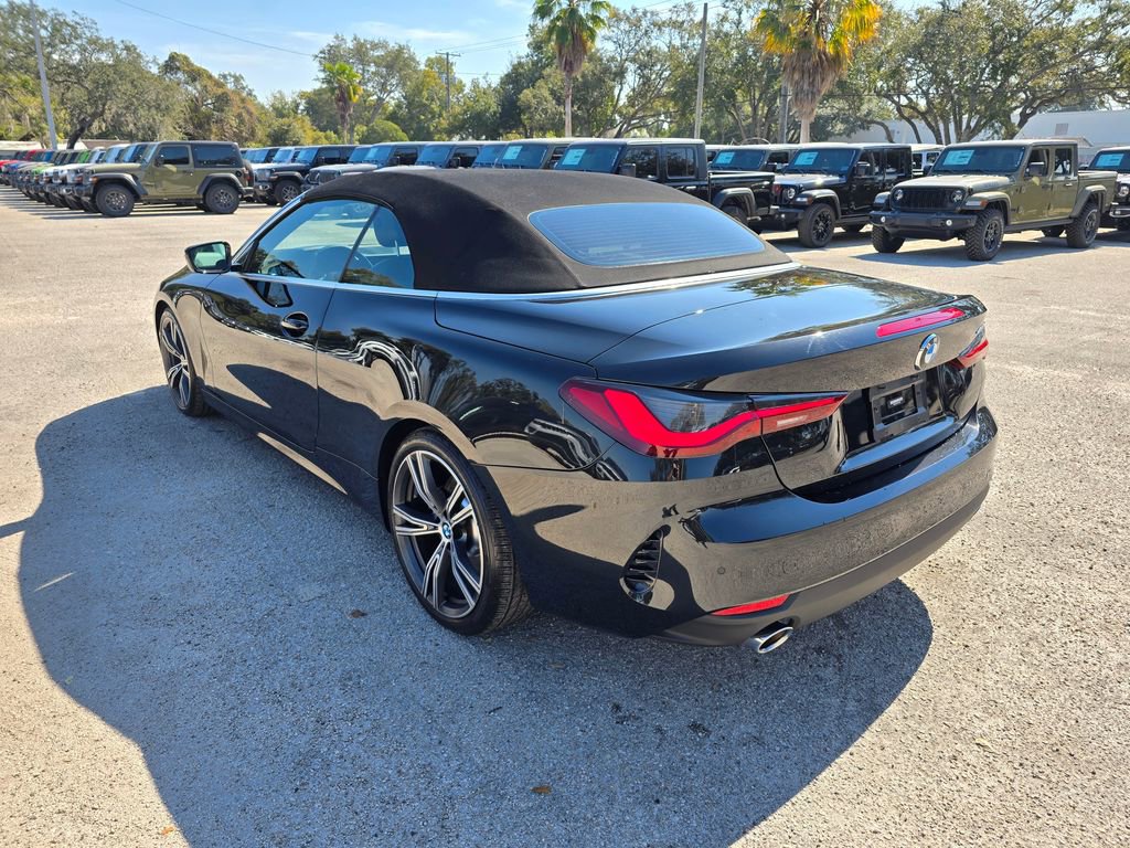 Used 2023 BMW 430i Convertible w/ Premium Package image 4