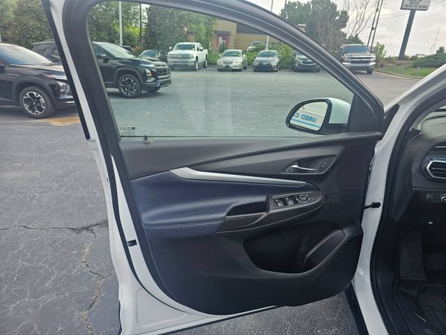 Used 2023 Chevrolet Bolt EUV Premier w/ Super Cruise Package FWD image 28