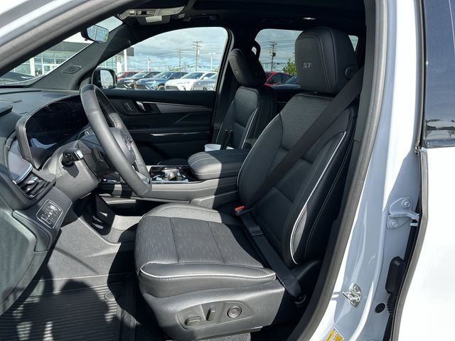 New 2026 Buick Enclave Sport Touring w/ Power Package FWD image 15