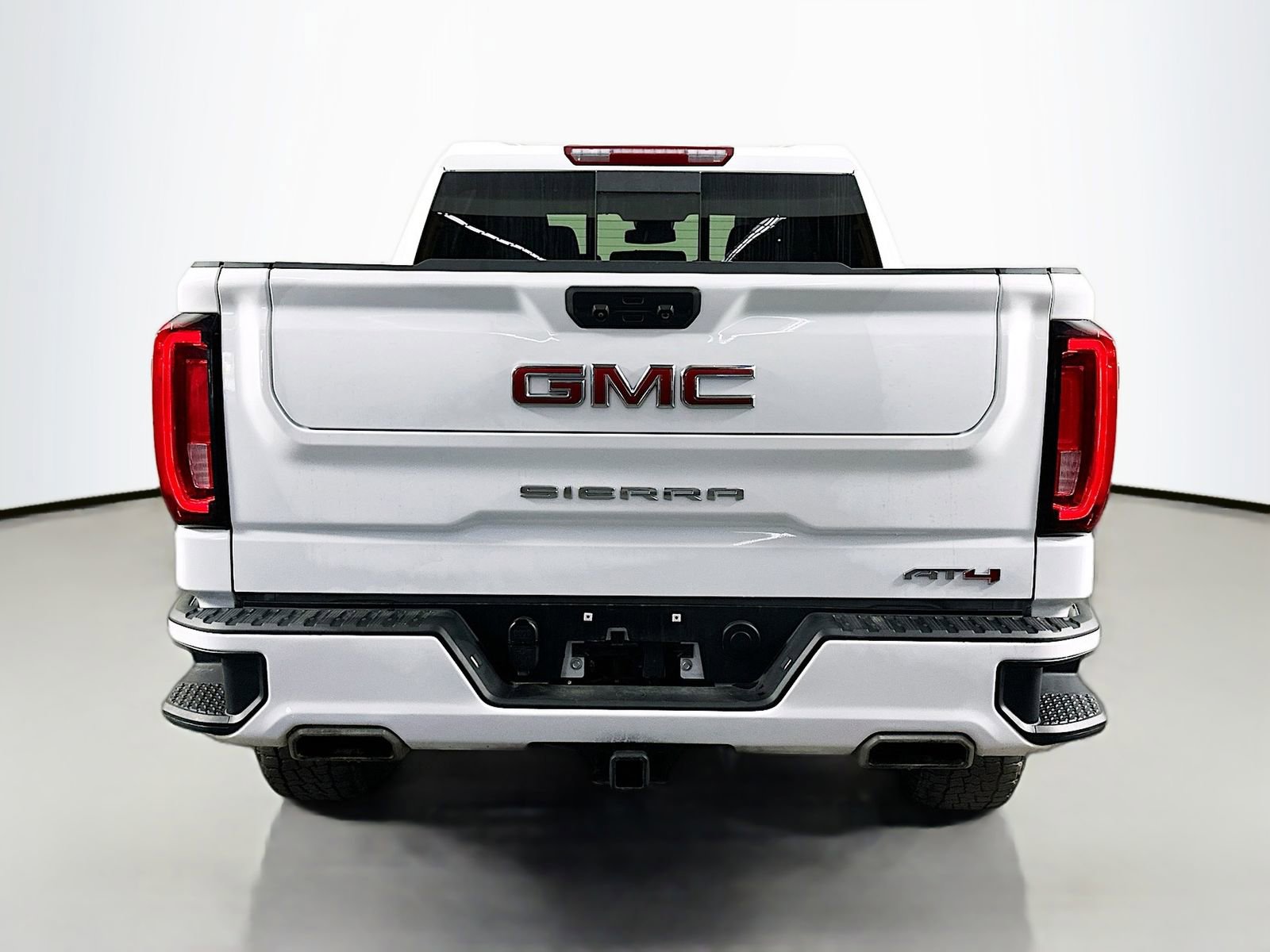 Used 2022 GMC Sierra 1500 AT4 w/ AT4 Preferred Package AWD/4WD image 10