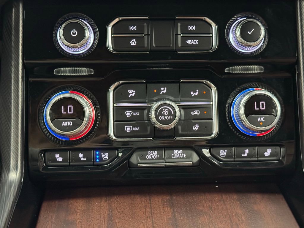 Used 2023 GMC Yukon Denali Ultimate AWD/4WD image 33