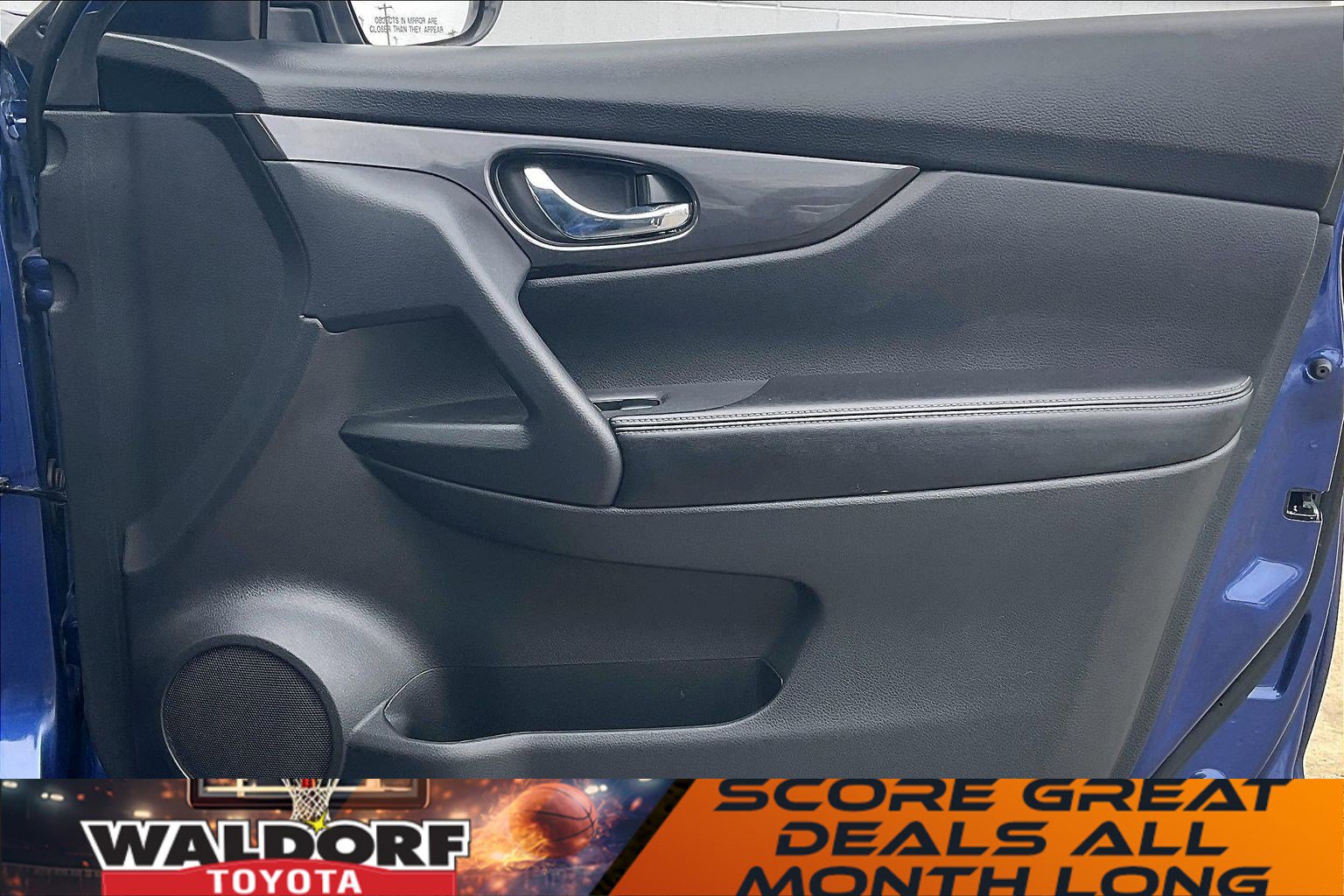 Used 2020 Nissan Rogue SV image 28