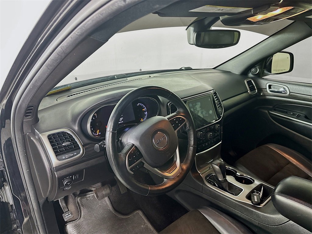 Used 2019 Jeep Grand Cherokee Altitude image 31