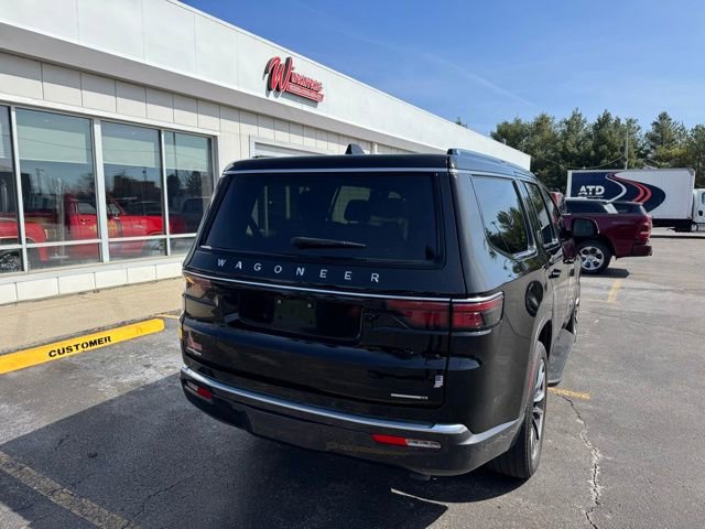 Used 2022 Jeep Wagoneer Series II w/ Premium Group I AWD/4WD image 6