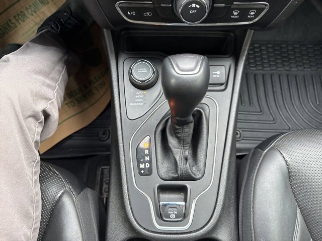 Used 2021 Jeep Cherokee Latitude Lux image 24