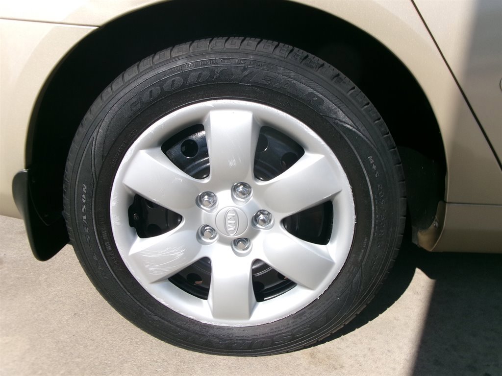 Used 2008 Kia Optima LX image 37