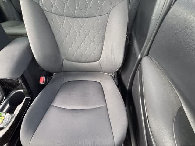 Used 2021 Toyota Corolla LE w/ Carpet Mat Package (TMS) FWD image 7
