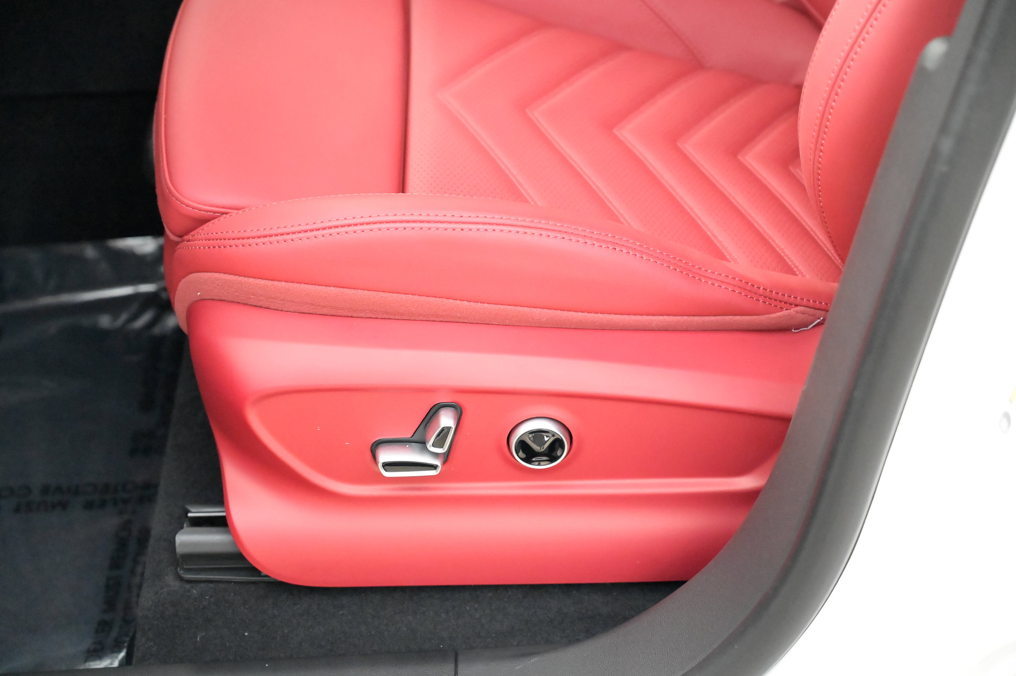 New 2026 Maserati Grecale Modena image 17