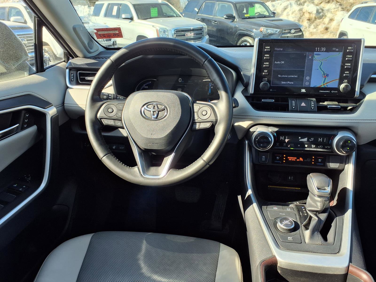 Used 2019 Toyota RAV4 Limited image 8