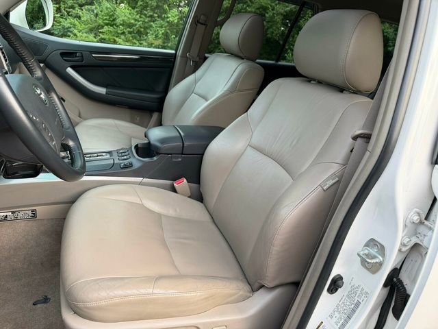 Used 2005 Toyota 4Runner Limited AWD/4WD image 15