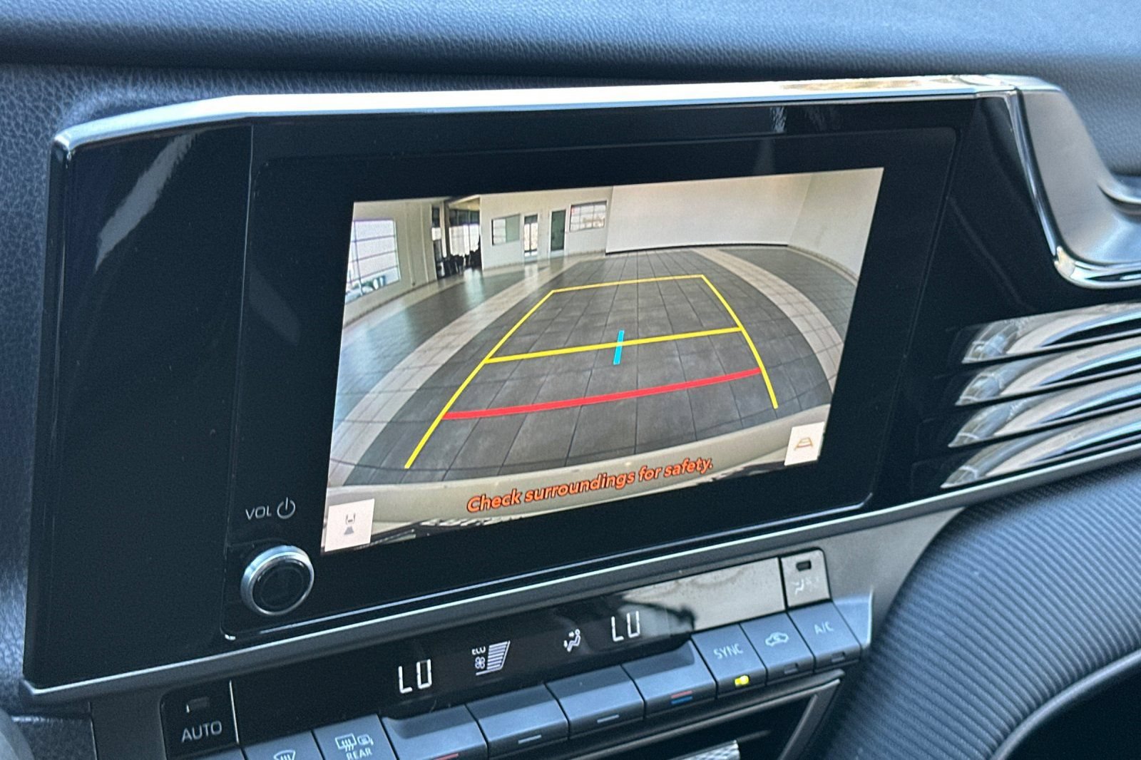 Certified 2025 Toyota Camry SE FWD image 18