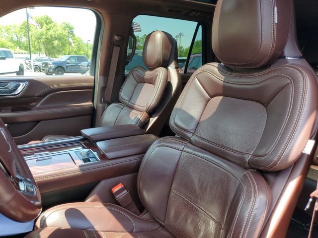 Used 2021 Lincoln Navigator L Black Label AWD/4WD image 14