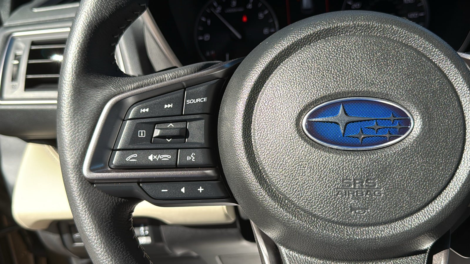 Certified 2025 Subaru Ascent Limited AWD/4WD image 14