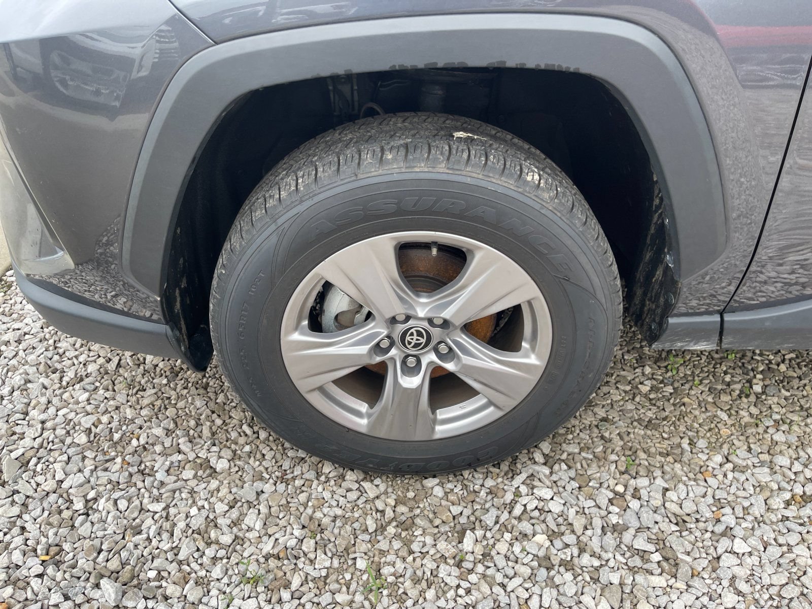 Used 2024 Toyota RAV4 XLE FWD image 8