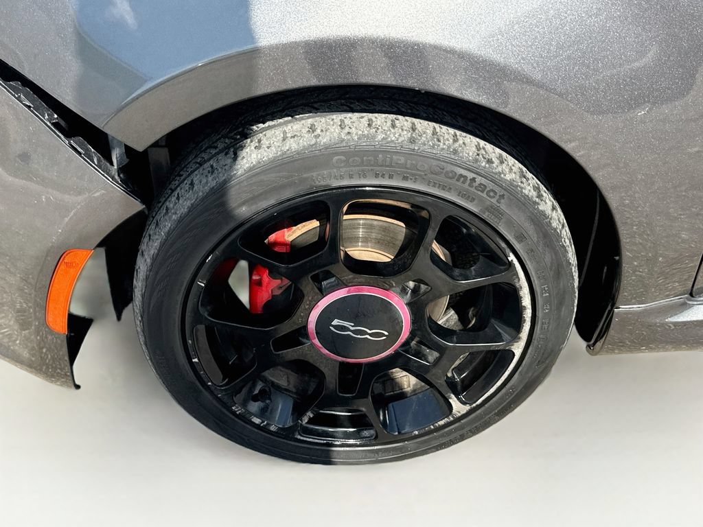 Used 2015 FIAT 500 Sport w/ Sport Appearance Group FWD image 34