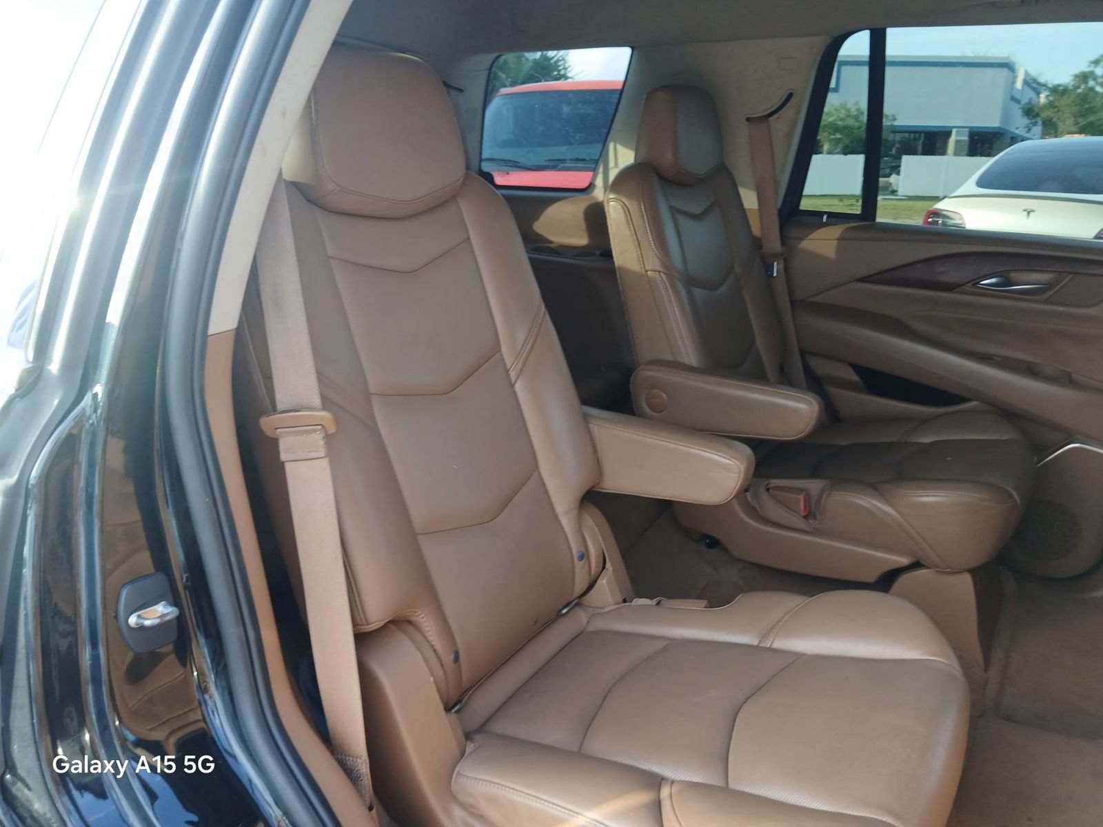 Used 2016 Cadillac Escalade Platinum RWD image 15