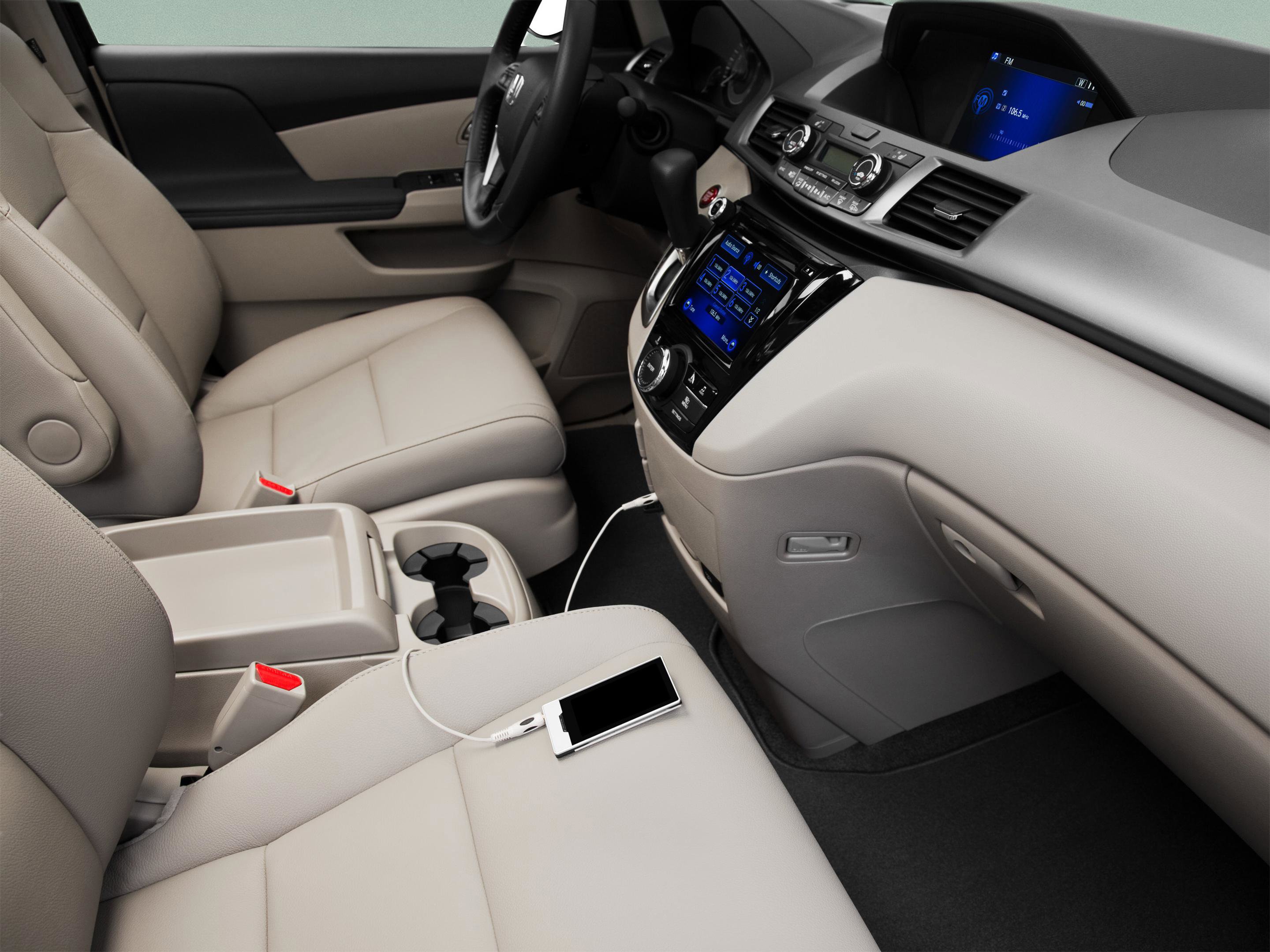 Used 2014 Honda Odyssey EX-L image 41