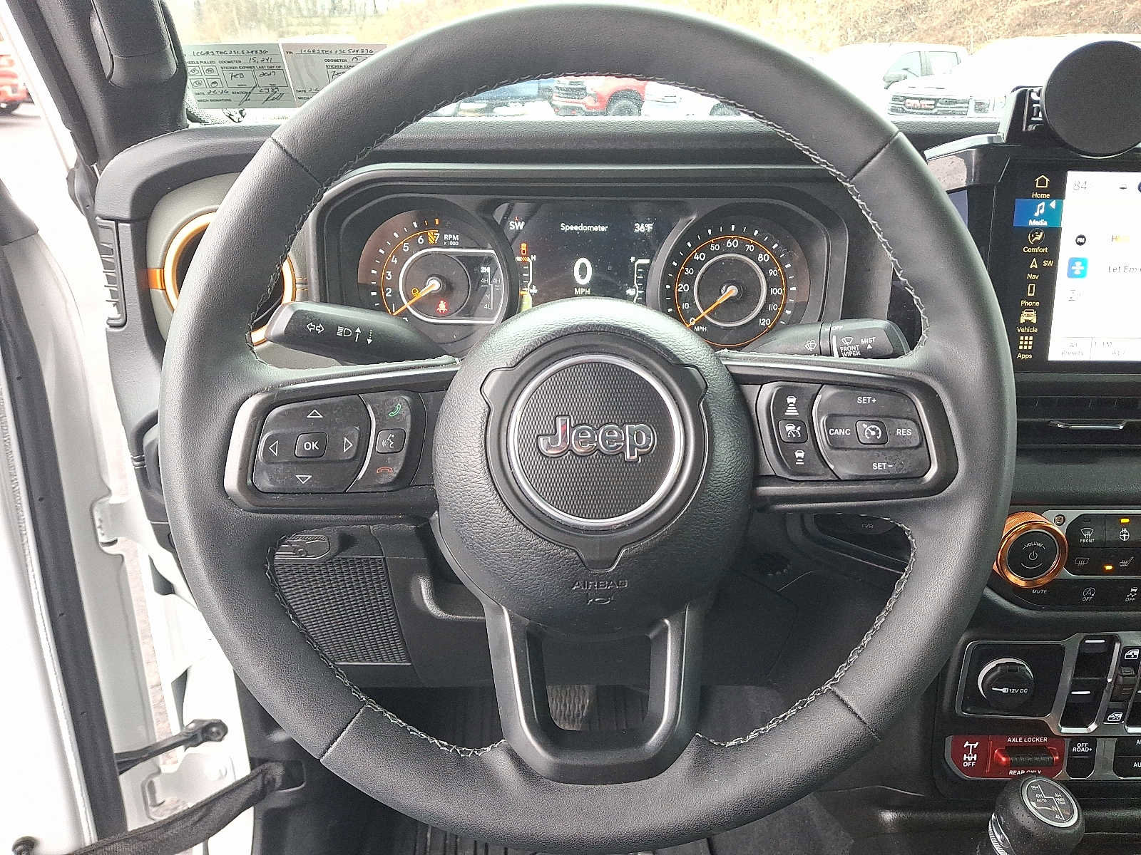 Used 2025 Jeep Gladiator Mojave AWD/4WD image 19