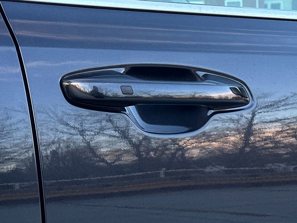 New 2026 Kia Sorento S image 9