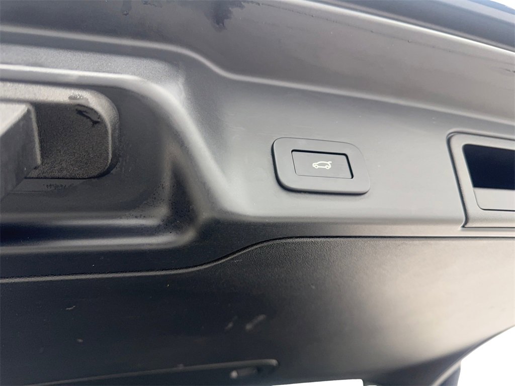 Used 2023 Land Rover Range Rover Evoque S image 85