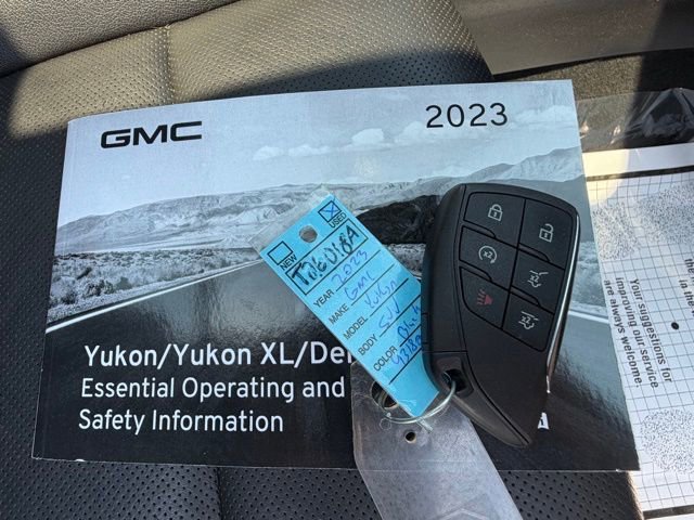 Certified 2023 GMC Yukon SLT w/ SLT Premium Package AWD/4WD image 44