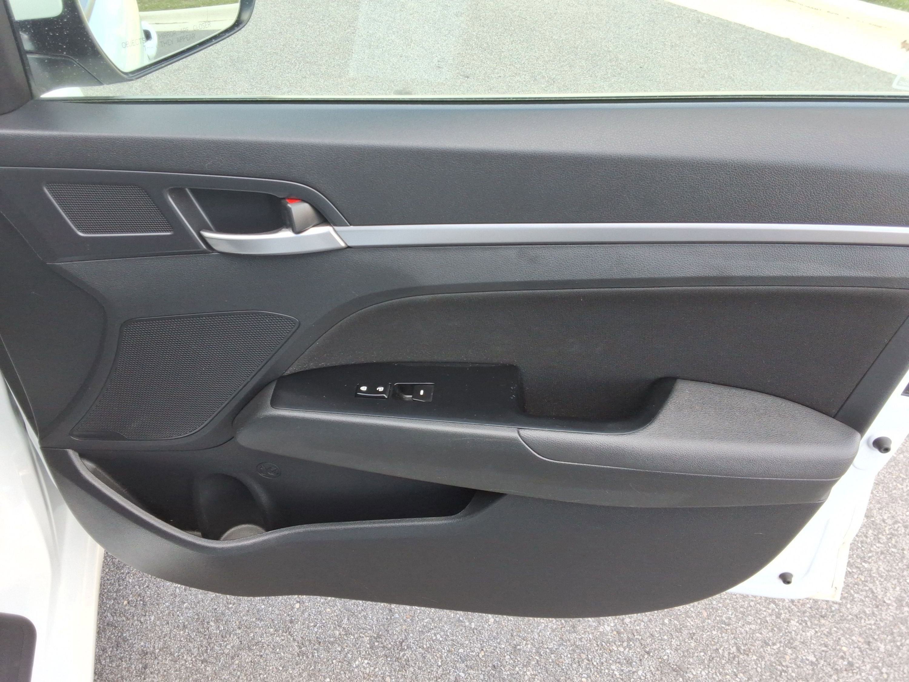 Used 2020 Hyundai Elantra SEL w/ Cargo Package (C1) image 24