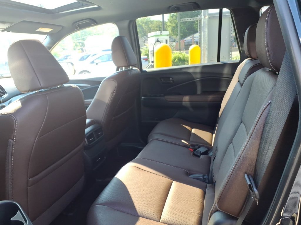 Used 2024 Honda Passport EX-L image 17