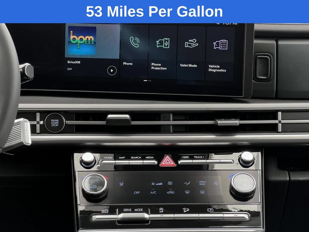 Used 2025 Hyundai Santa Fe SEL FWD image 19