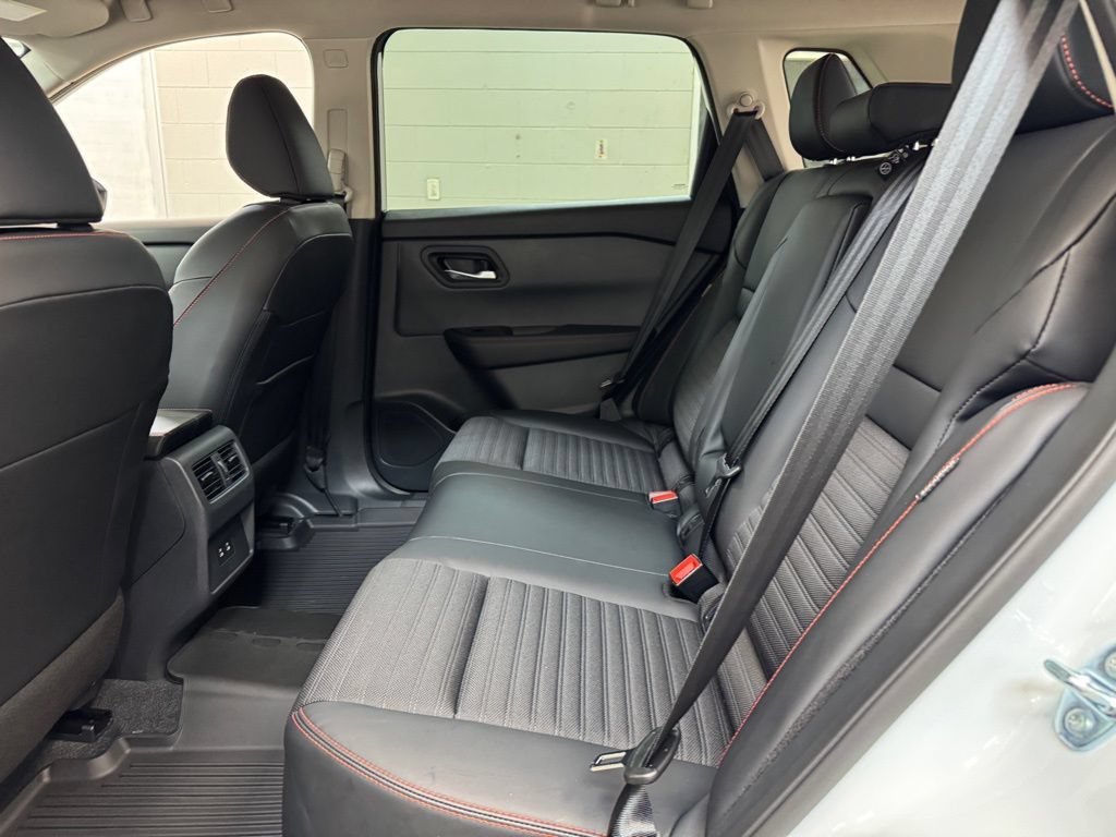 New 2026 Nissan Rogue SV AWD/4WD image 14
