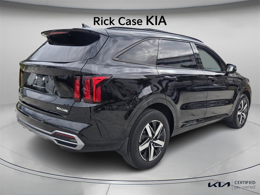 Certified 2023 Kia Sorento EX w/ Panoramic Sunroof Package image 7